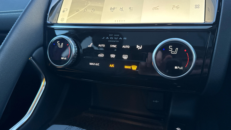 Jaguar E-Pace 2.0 D200 R-Dynamic SE 5dr Auto Diesel Estate